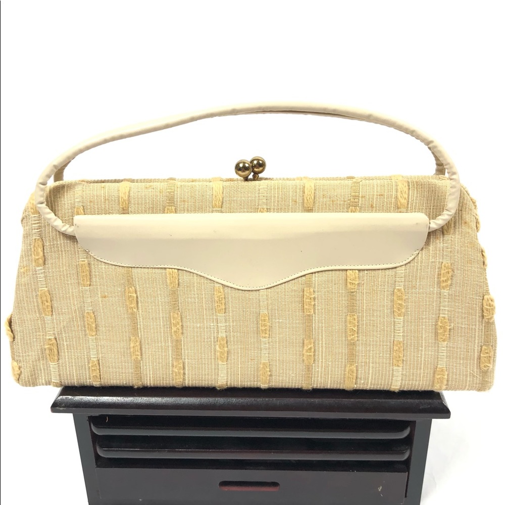 Vintage Graceline Master Women’s Cream Purse